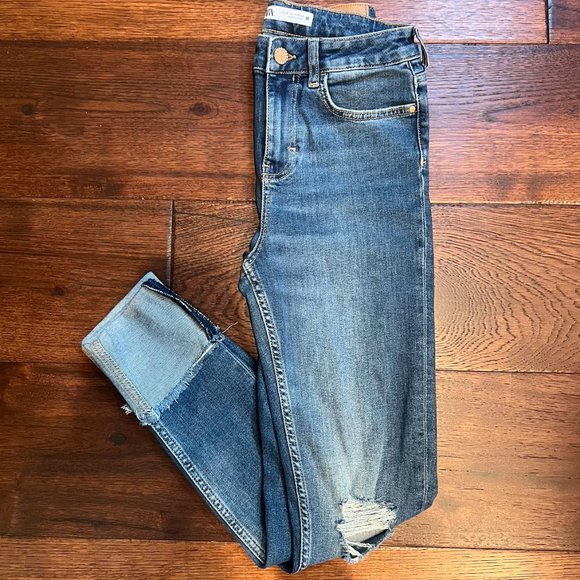 ZARA DENIM HIGH WAISTED SKINNY JEANS, SIZE US 4, MEDIUM BLUE  WASH - Picture 3 of 8